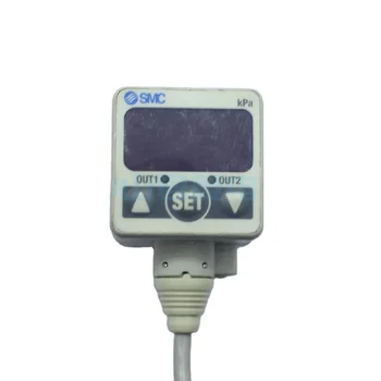 Piegādes SMC digitālo spiediena slēdzis ar manometru sensors zse40-c6-22l-m digitālu spiediena sensoru