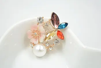 2023 Modes Pērle Crystal Butterfly Broša Kristāla fromSwarovskis Ziedu broša broša sieviešu savvaļas kleita pin