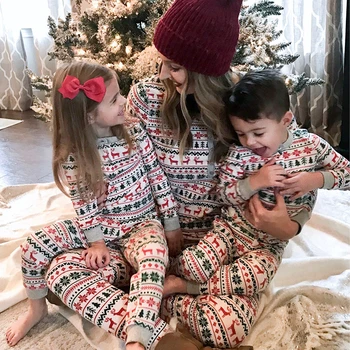 Ziemassvētku Ģimenei, Pidžamas Māte, Tēvs, Meita, Dēls Ziemassvētki Sleepwear Apģērbu Komplekts Pieaugušajiem Bērniem Atbilstošas Ģimenes Tērpiem Māmiņa un Man