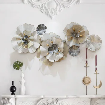 Franču mēbeļu sienu apdare, dzīvojamā istaba dīvāns fona radošo karājas ziedu kaltas dzelzs istabas interjeru sapņu ķērājs